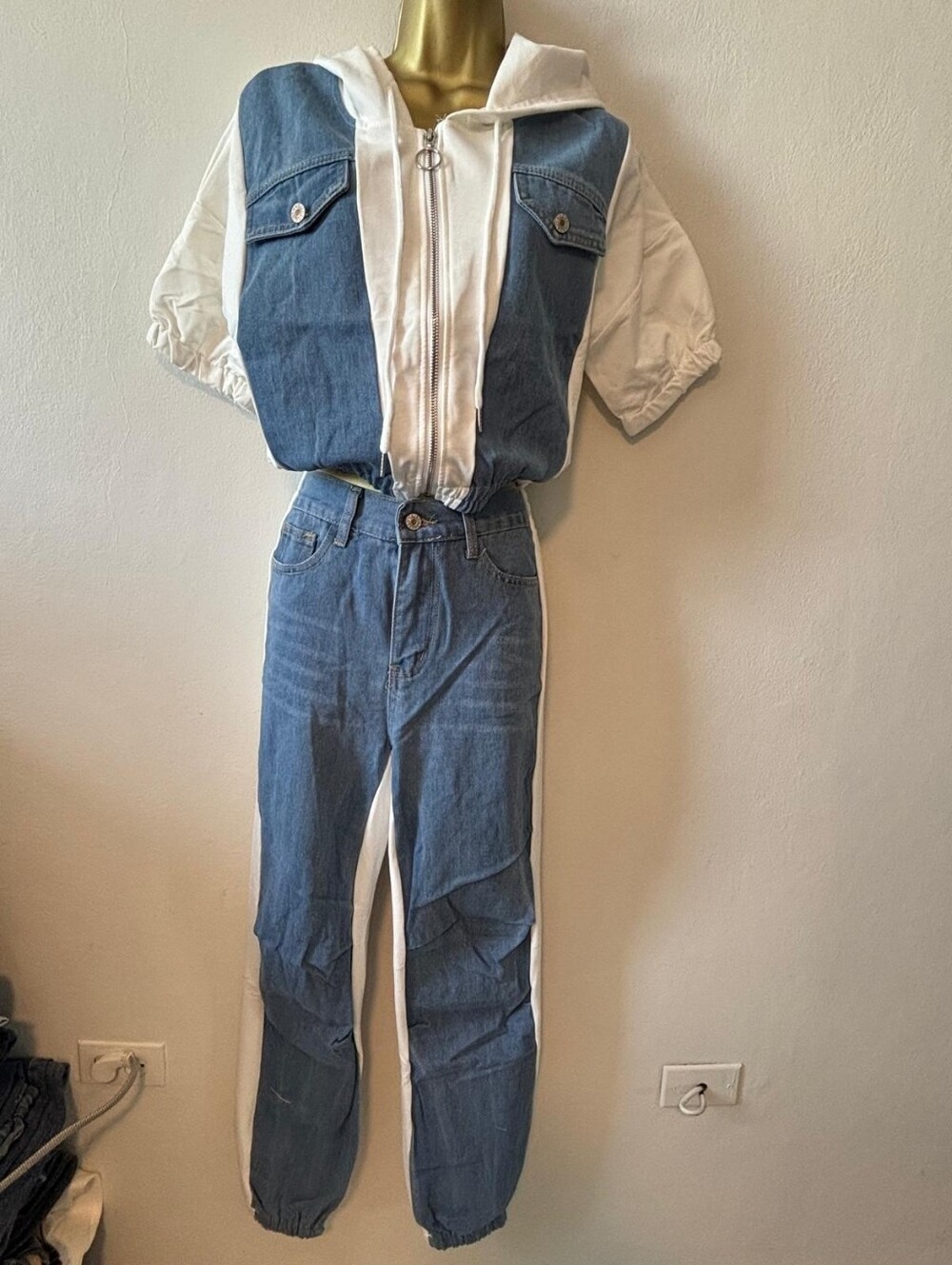 Blue Denim Paneled Jeans - Casual Jogger Style